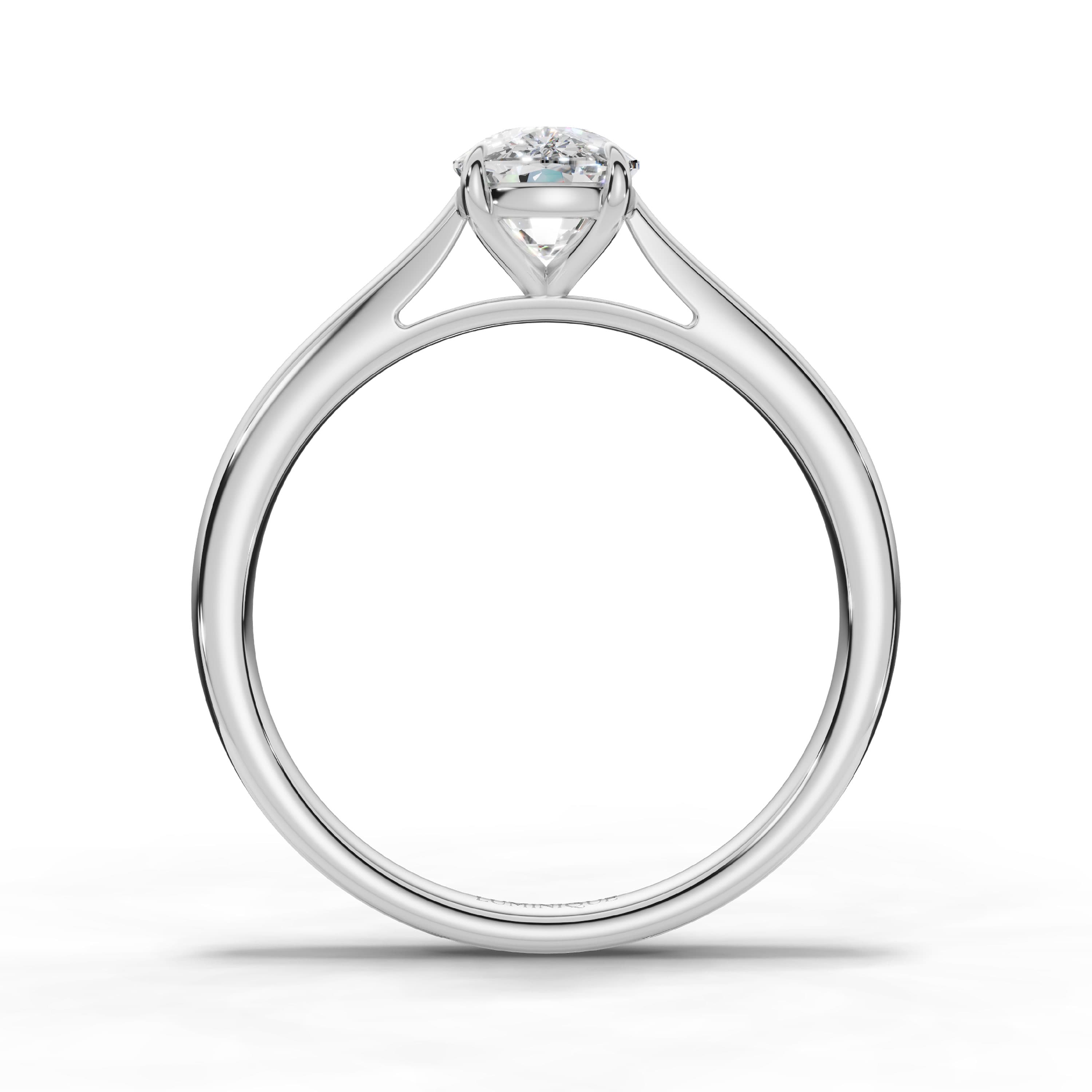 N°08 Cushion Solitaire Ring