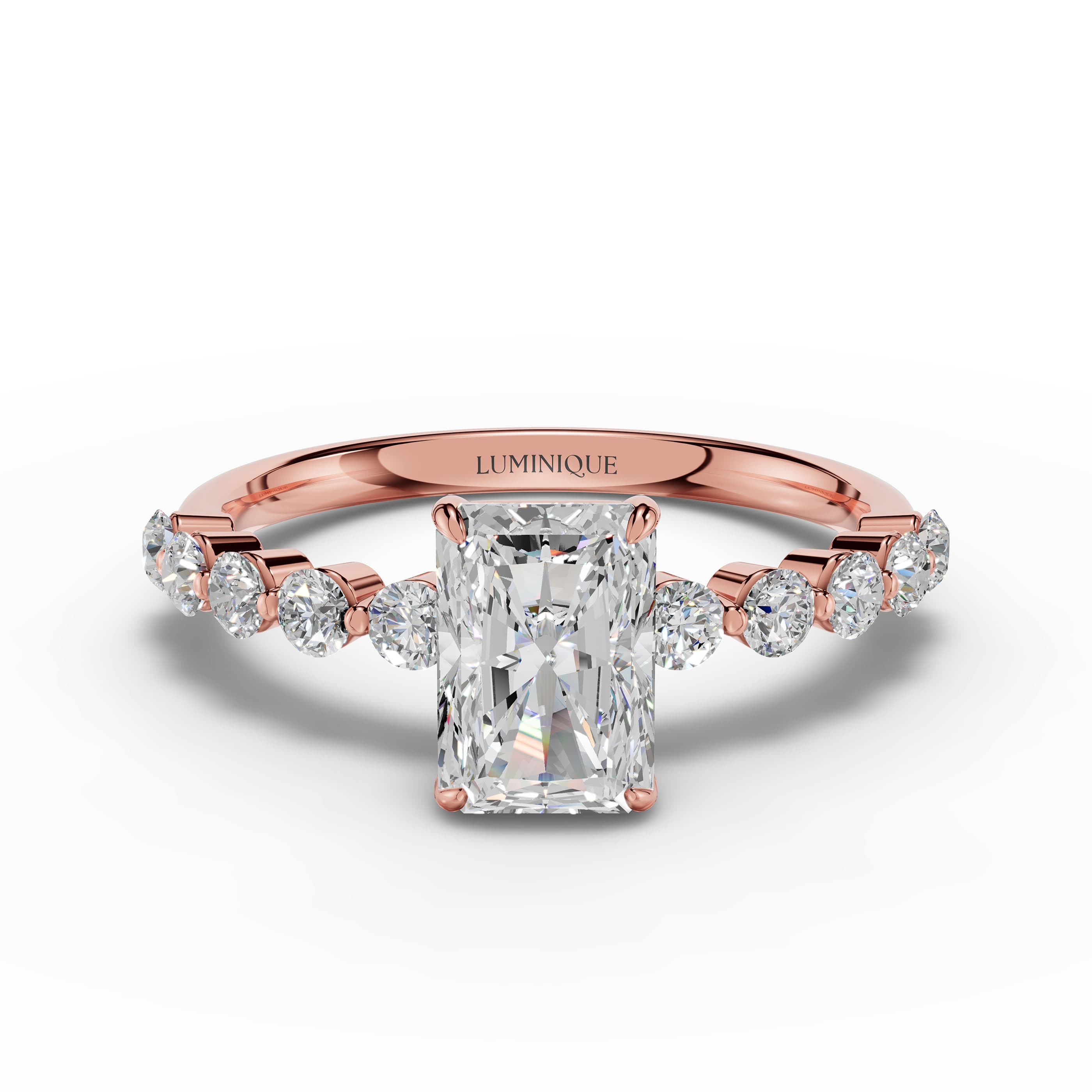 Frame Radiant Halo Ring