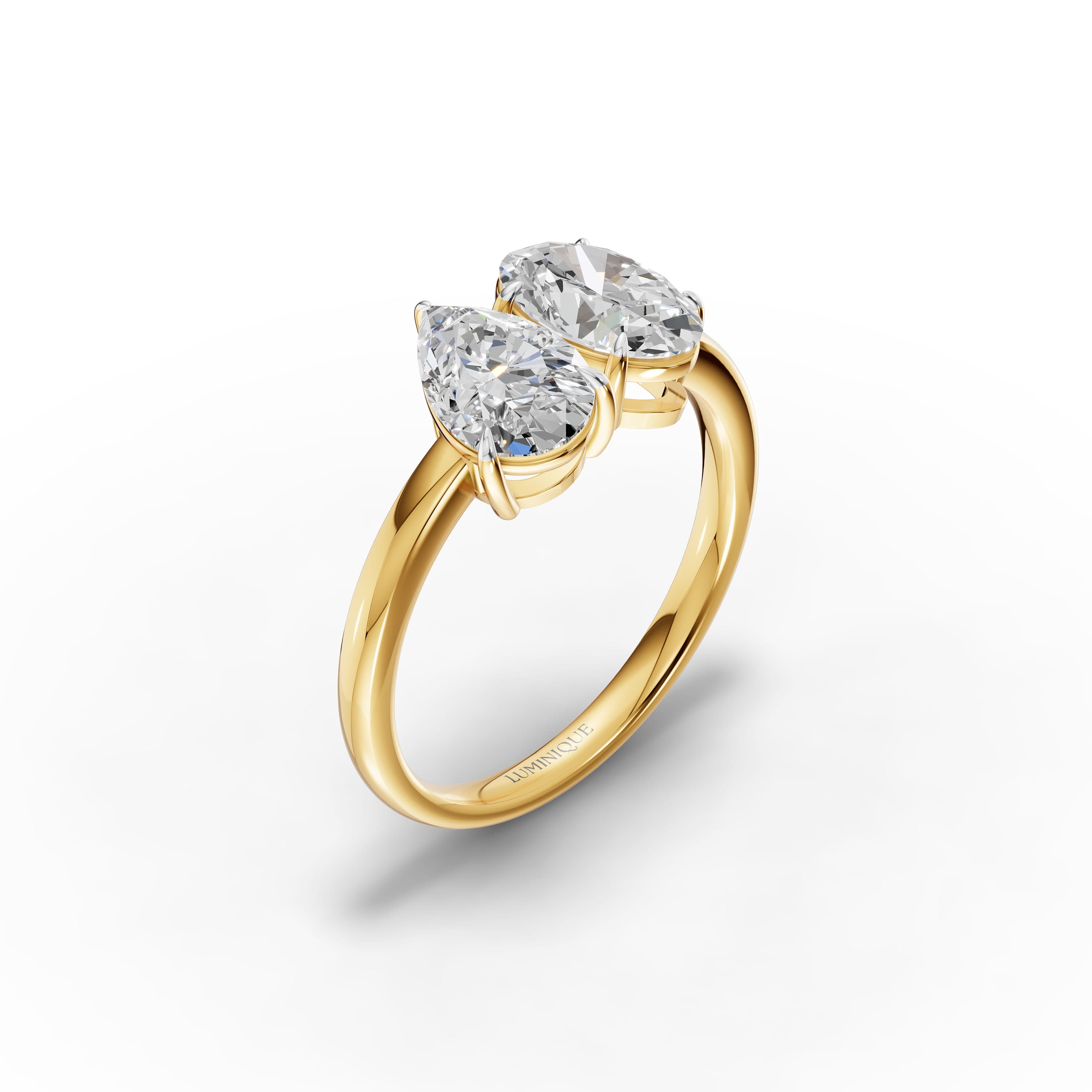 Lilt Toi et Moi Ring in yellow gold with lab grown diamonds, view 3